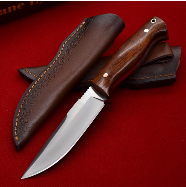 Ръчно изработен ловен нож CLASSIC D2 DER HUNT, фултанг, стоманаD2, кания телешки бланк