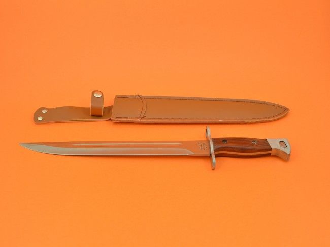 Голям нож АК-47-4 СССР 39.0 см с дървена дръжка и калъф