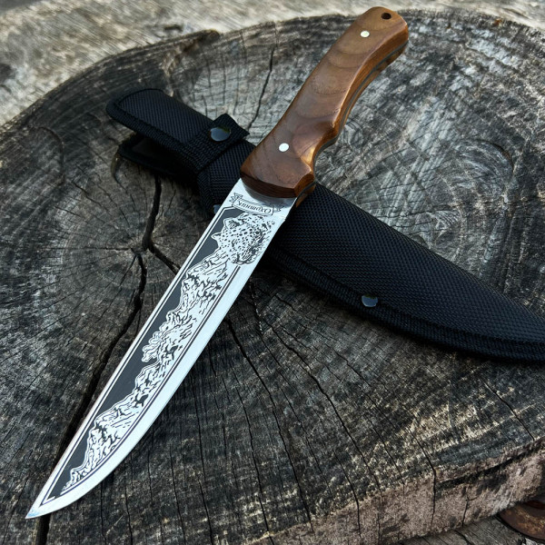 Голям и олекотен ловен нож Охотник РИС, фултанг стомана 420, дръжка орех, изрисувано острие
