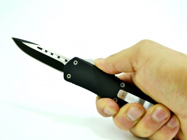 Високотехнологичен американски пружинен нож Micro Cutting Tools A07 BLACK - MICROTECH