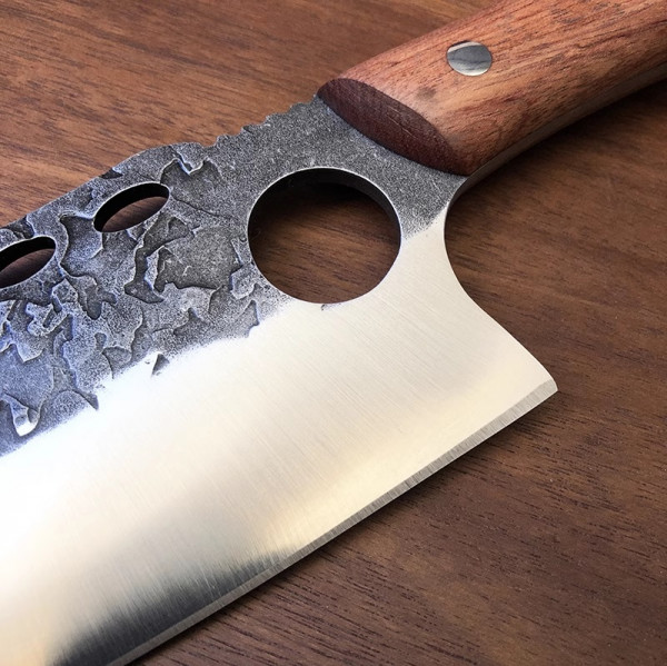 Широк японски кухненски нож AINA LUNA, кована стомана 5Cr15Mov, фултанг, кожена кания телешки бланк