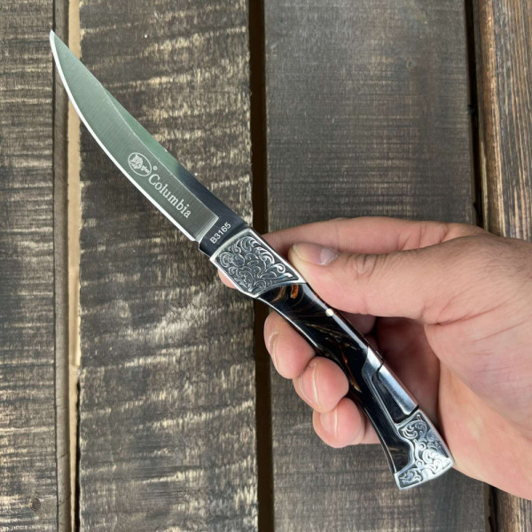 Сгъваем ловен нож Columbia A3165 BLACK , стомана 440, гравирана дръжка и подаръчна кутия