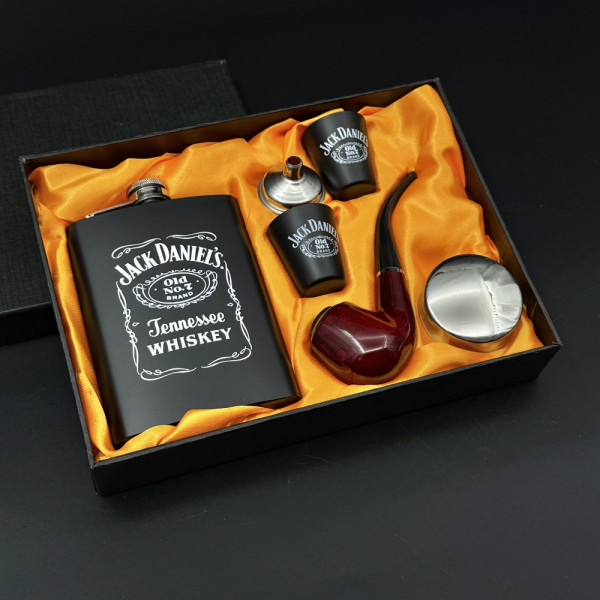 Подаръчен комплект Jack Daniel's №7 Old : манерка, лула, фуния, две чашки и метална сгъваема чаша, #FH26