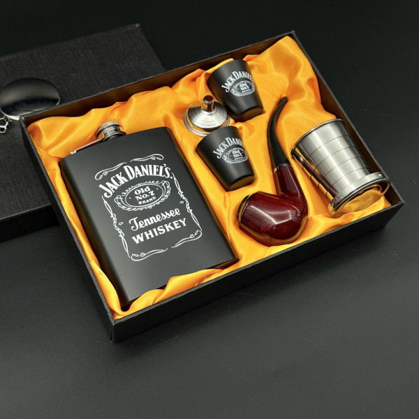 Подаръчен комплект Jack Daniel's №7 Old : манерка, лула, фуния, две чашки и метална сгъваема чаша, #FH26
