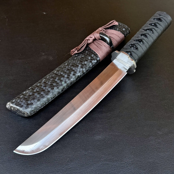 Компактен традиционен меч Wakizashi (SEPUKO) с дървена кания и уплетка, стомана 9Cr13Mov