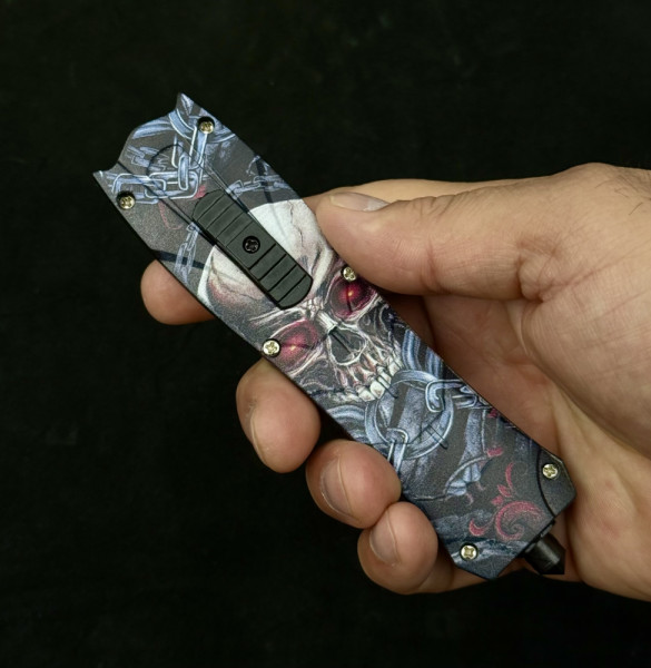 Автоматичен двуостър нож за самозащита BENCHMADE MAIDEN SKULL, стомана D2