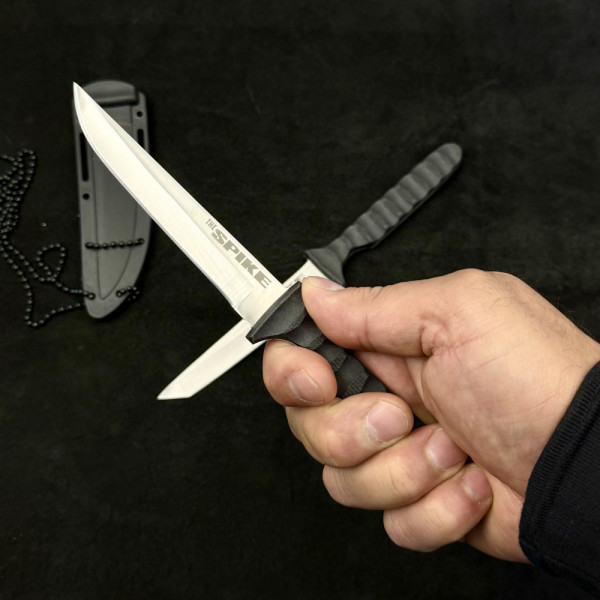 Лек тактически нож Cold Steel SPIKE CLIP,fulltang, стомана 440А, твърда кания и верижка за врат