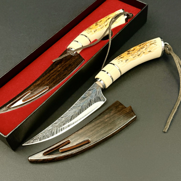 Елегантен подаръчен нож ORIENT LEAF, steel 5Cr13Mov, твърда кания и красива подаръчна кутия.