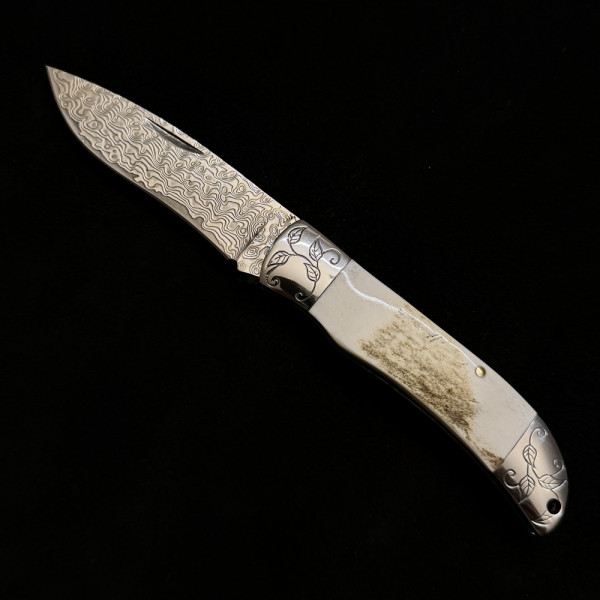 Сгъваем немски ловен нож Der HUNT МК-12 DEER, дамаска стомана VG10/69L, седефена дръжка