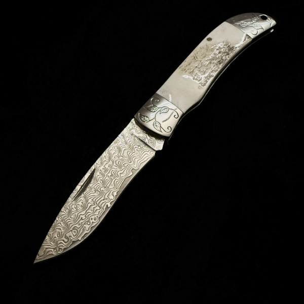 Сгъваем немски ловен нож Der HUNT МК-12 DEER, дамаска стомана VG10/69L, седефена дръжка