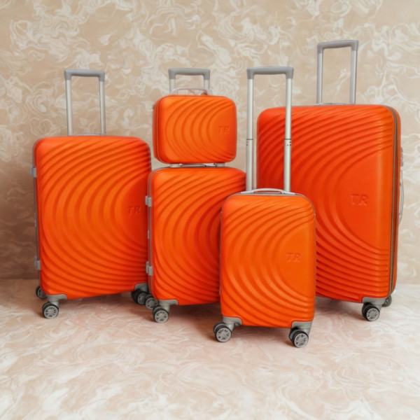 Висок клас авио спинъри ТR ORANGE ABS- 5 броя, разширяващи се, четири въртящи колелца,заключване с цифров шифър, всички екстри, куфари