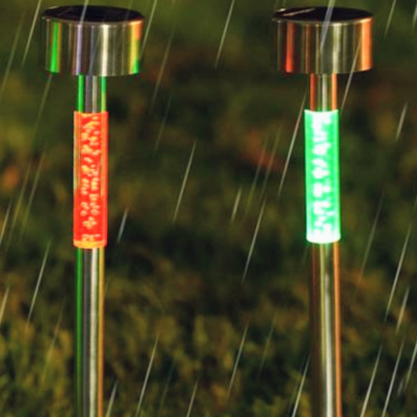 Solar Rainbow Glow – Соларна LED лампа за градина със сменящи се цветове