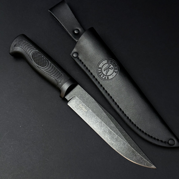 Ловен нож КИЗЛЯР Енисей-1 BLACK, стомана АUS-8, кожена кания, Kizlyar e подходящ за туризъм и работа